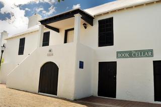 Bermudian walk ways